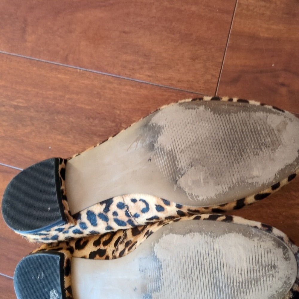 Steve Madden Calf Hair Animal Print Flats - Picture 4 of 4